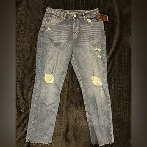 Brand new No Boundaries jeans